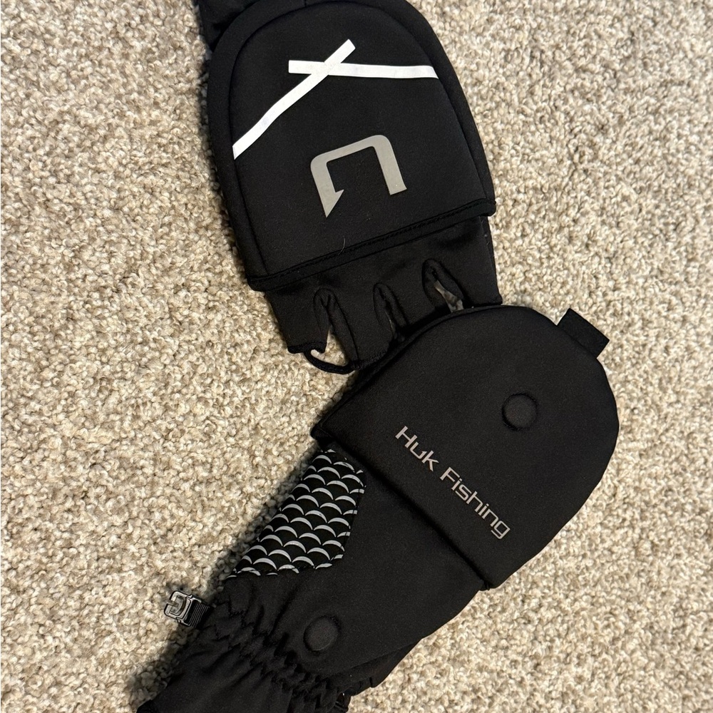 Huk Fishing Gloves